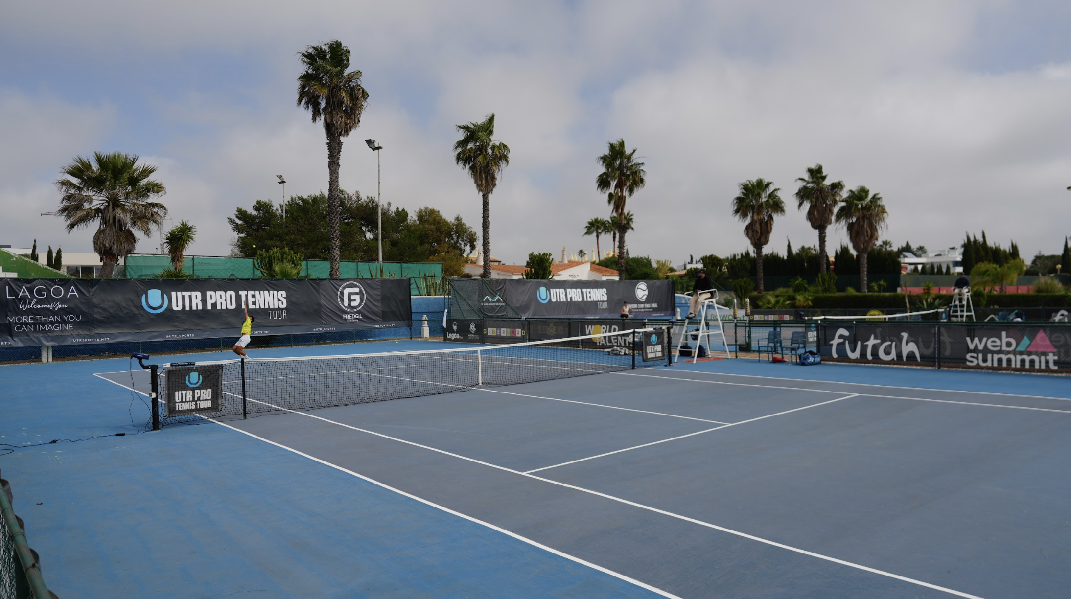 UTR Pro Tennis Tour court with FREDGIL branding